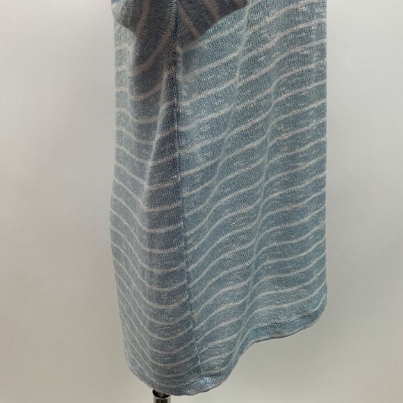 It's Our Time Women's Top X-Large Blue White Striped Buttons on Back - Picture 8 of 12